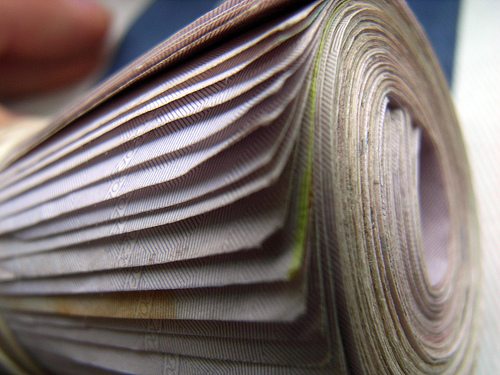 One Thousand Facts and Figures about Social Media One Thousand Facts and Figures about Social Media