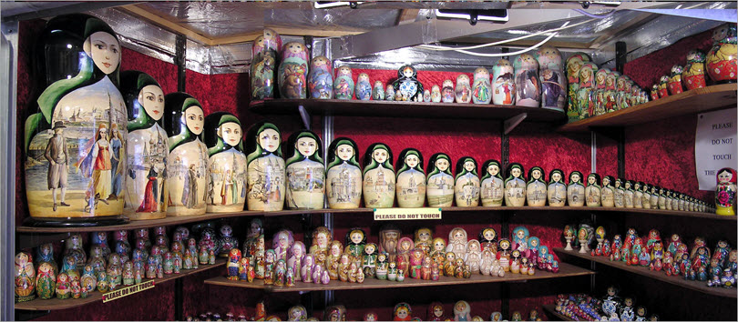 russian-dolls-and-please-do-not-touch-sign-for-how-to-quickly-create-blog-content